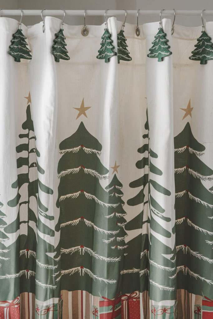 holiday themed shower curtain hooks with Christmas tree