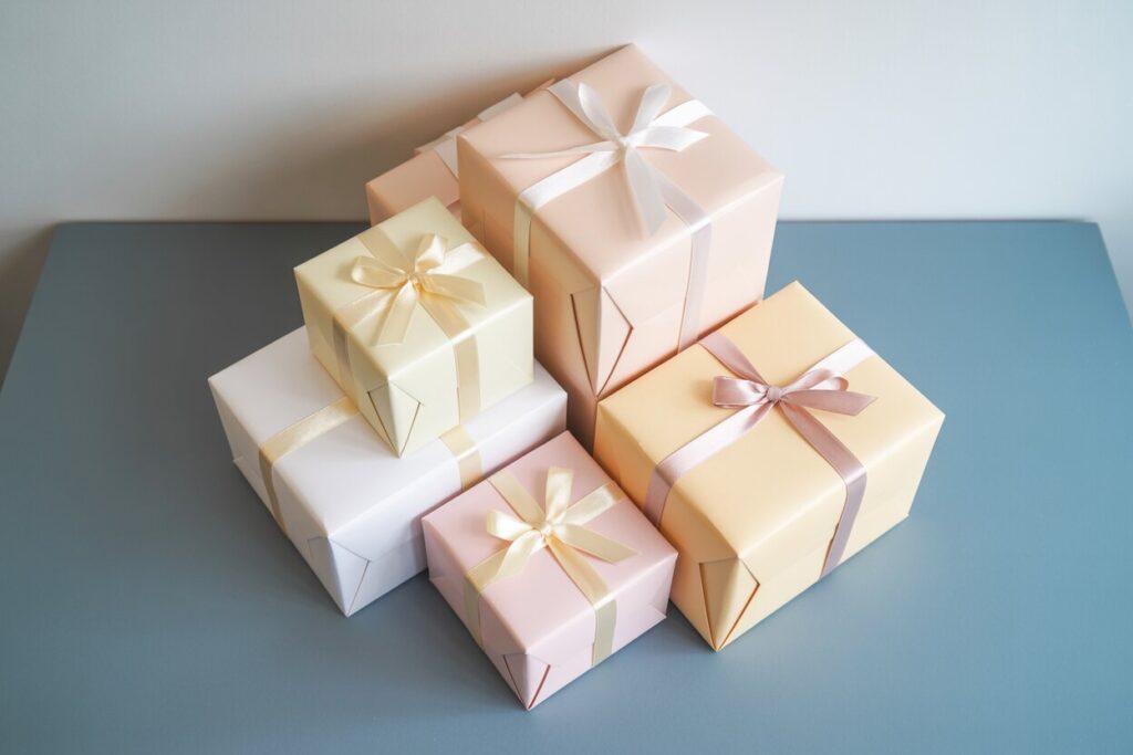 gift shop name ideas